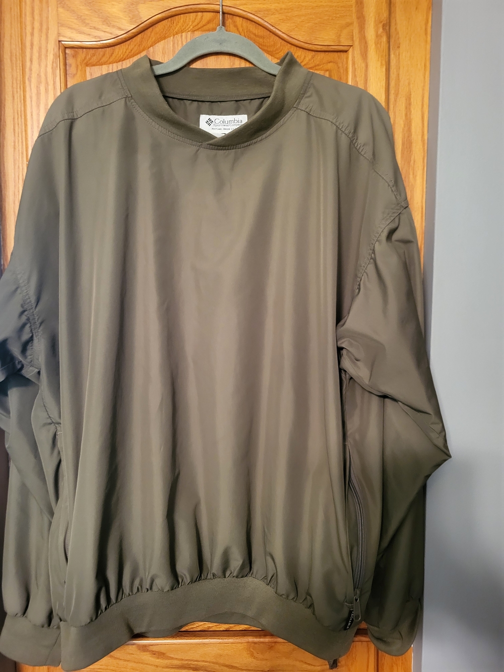 Columbia Men's Olive Green Lightweight Pullover Jacket